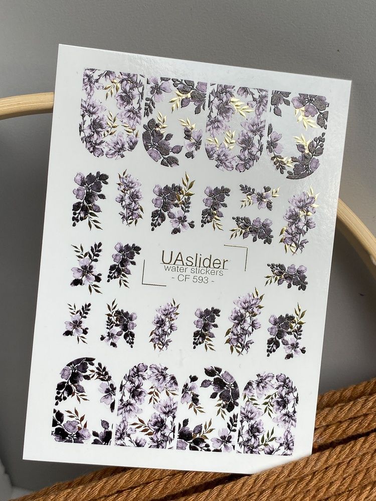 Слайдер-дизайн Color and Foil 593 | Елегантні водні слайдери для нігтів з фіолетовими квітами | Повне покриття із золотим акцентом CF_593 фото